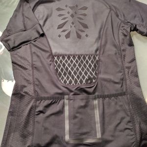 MPG womens black cycling jersey🚲